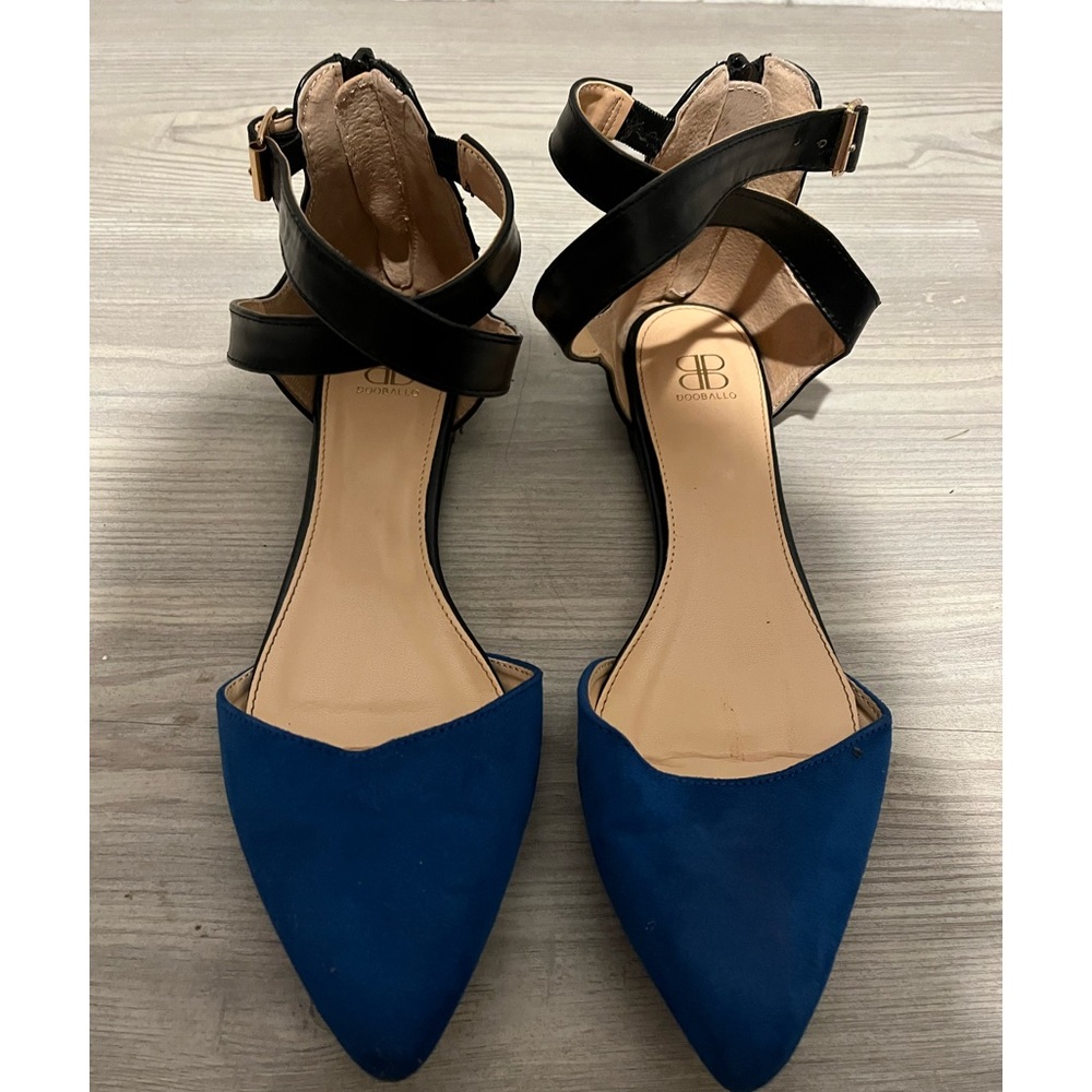 Excellent condition Womens Flats 9